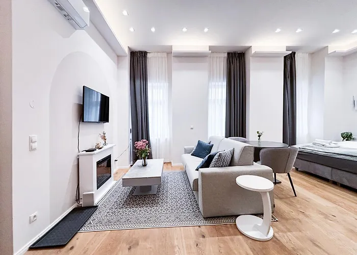 Apartament 1 Bdr - Grandeur, In Vienna's Center *