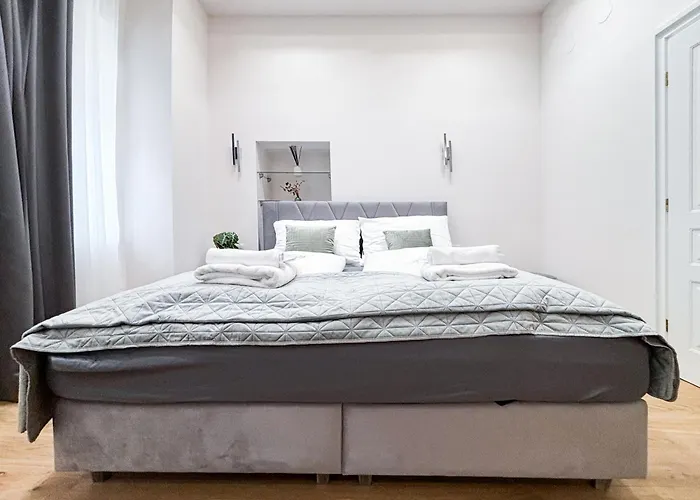 1 Bdr - Grandeur, In Vienna's Center Apartament Wiedeń